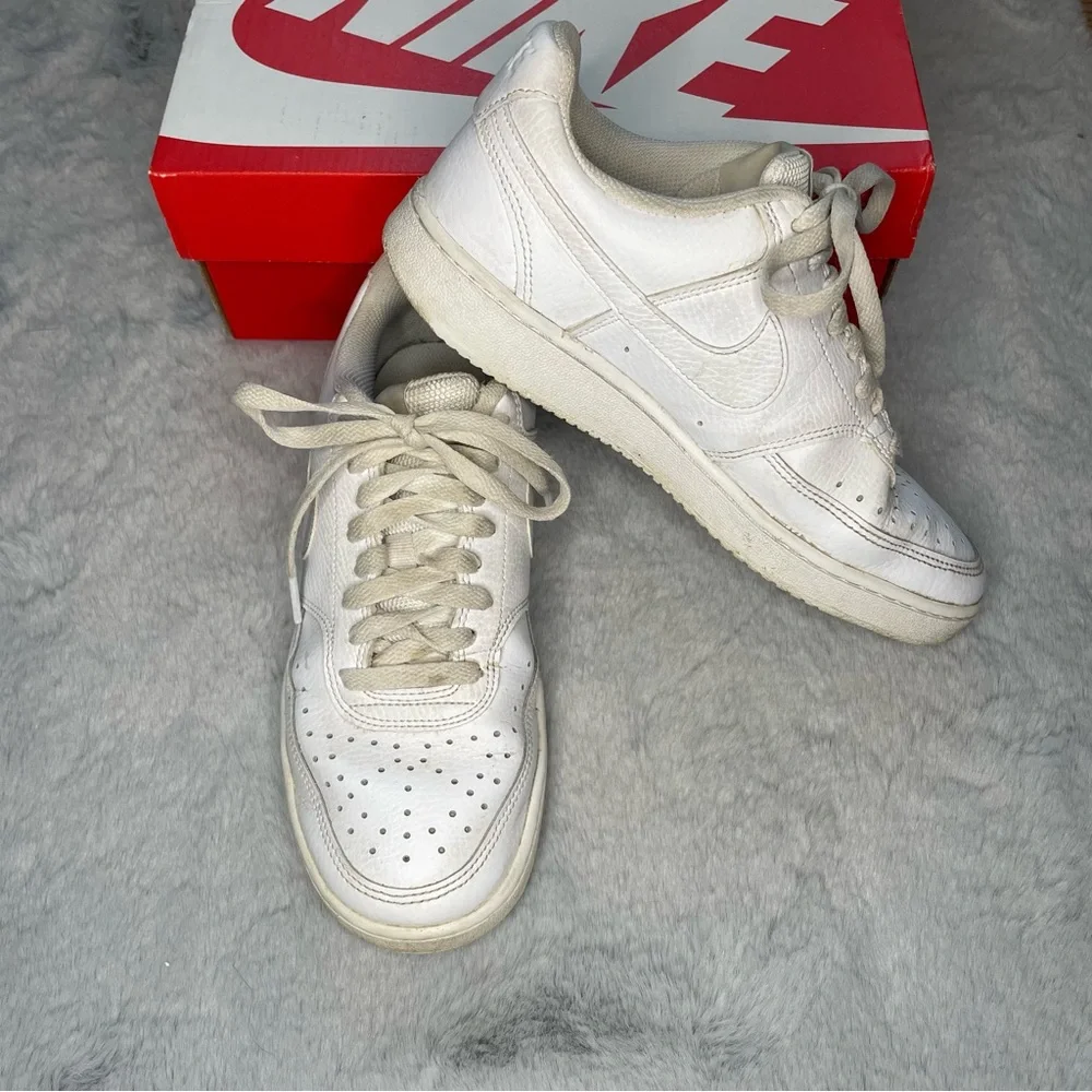 Nike Court Vision Low Top White Sneakers Size 7.5
